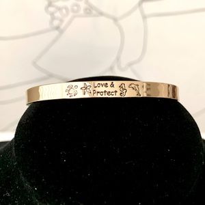 Love & Protect Nature - Goldtone Bangle